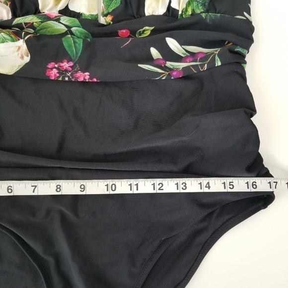 Cupshe Halter Plunge One Piece Black Swimsuit Rose Floral Print Size XL - Picture 8 of 11